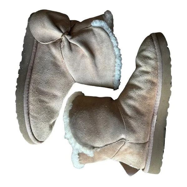 UGG Mini Twist Arroyo Boot size 8 - Image 16