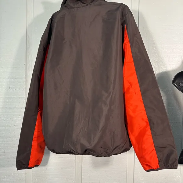 NFL Cleveland Browns 1/4 Zip Windbreaker Size XL NWOT - Image 5