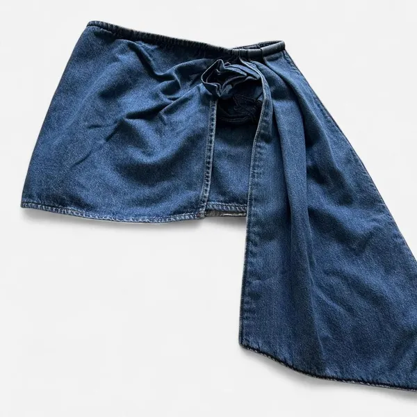 Gianni Bini Rein Rosette Dark Wash Denim Micro Mini Skirt Y2K Piece (Sz 26) - Image 3