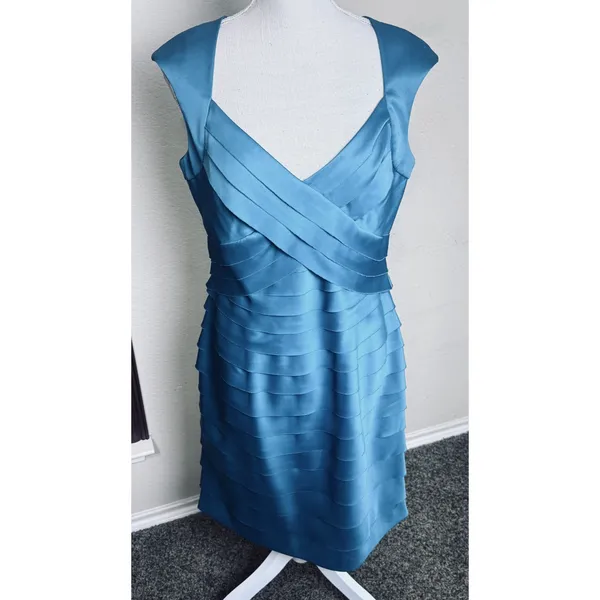 Rena Rowan Teal Green Satin Cocktail Dress 12 wedding knee length cut out back - Image 2