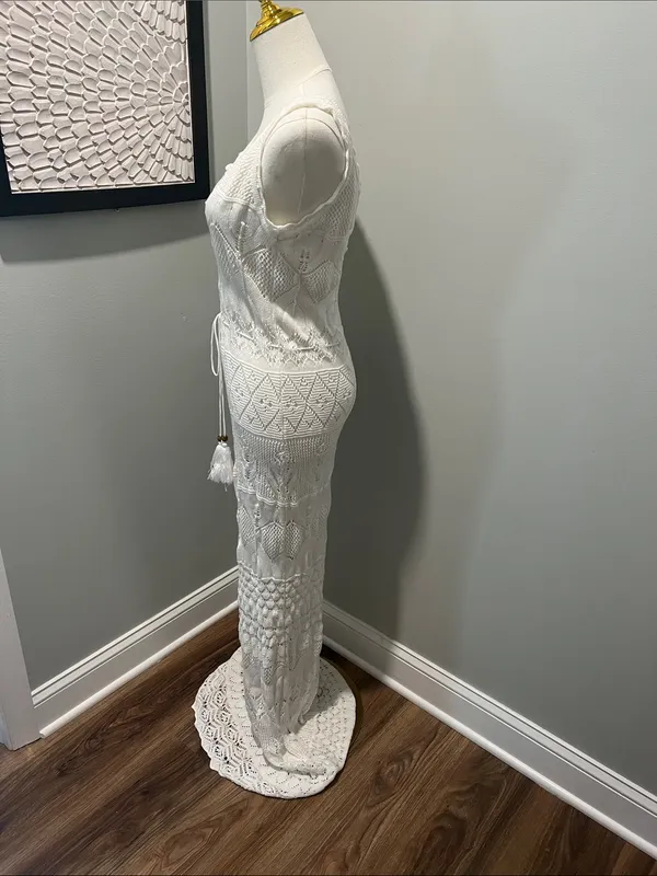 VENUS White Crochet Maxi Dress - Image 3