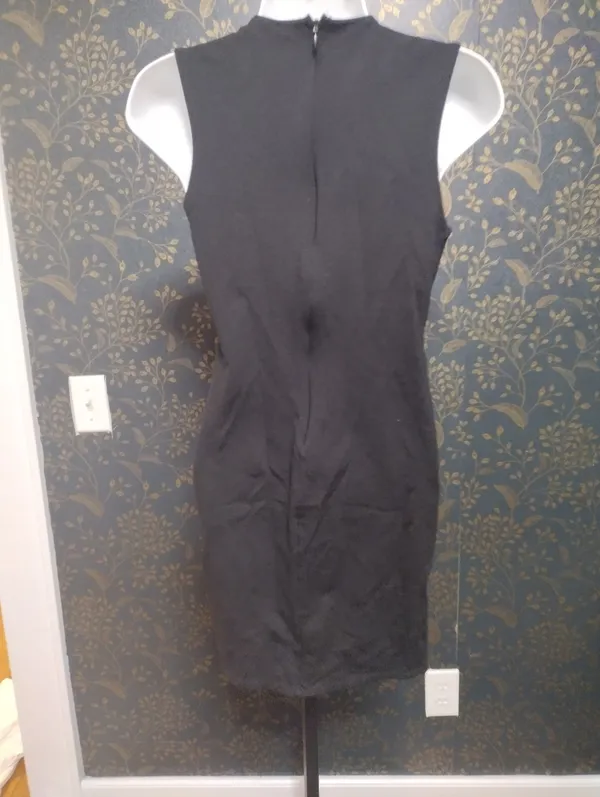 Lulu's Black Sleeveless V-Neck Mini Dress - Image 2