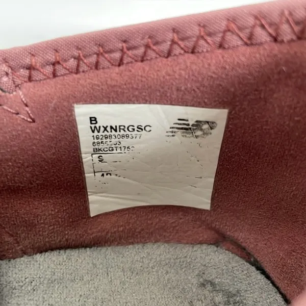 Size 9 new balance shoes - Image 3