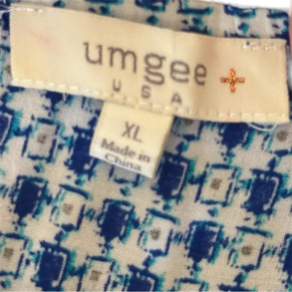 Umgee Blue and Red Patterned Blouse - Image 2