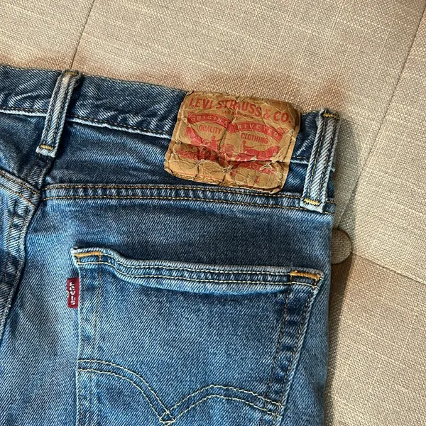Levis Classic Blue Denim Distressed Jeans Size 28 - Image 5
