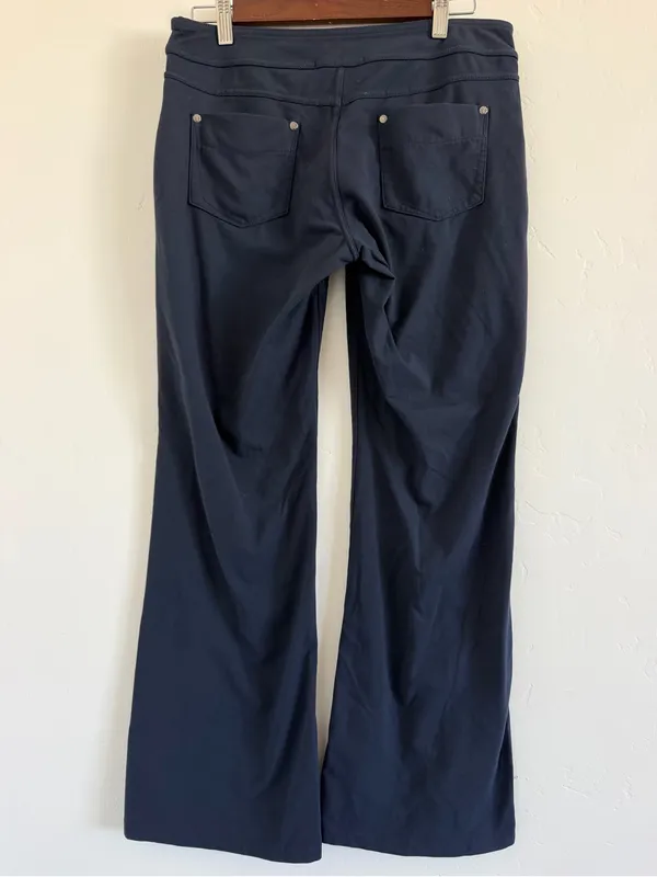 Athleta Bettona Classic Pants MP Medium Petite Navy Blue Straight Leg Stretch - Image 2