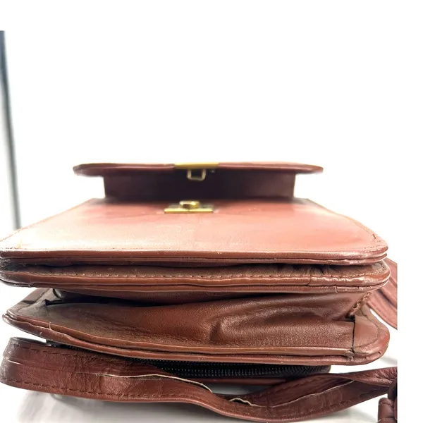 CC Designer LOGO Vintage 70's cognac faux leather crossbody bag Purse Luxury - Image 6