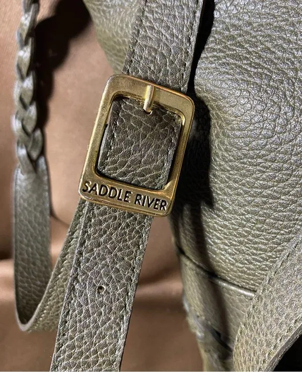Saddle River Chic Green Leather Bucket Bag - Image 2