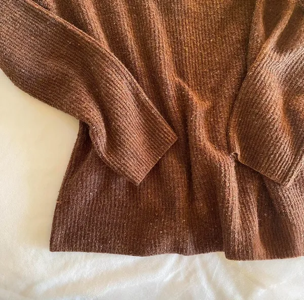 Old Navy Sweater - Image 2