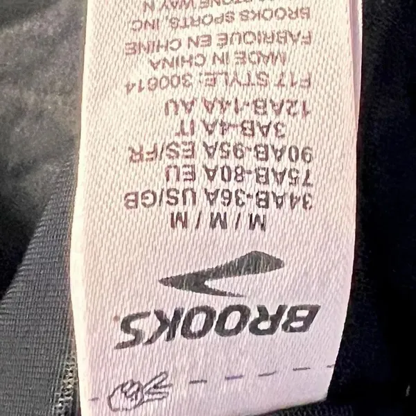 Brooks Uprise Crossback Sports Bra Print is Overcast Deco Size M 34AB-36A - Image 4