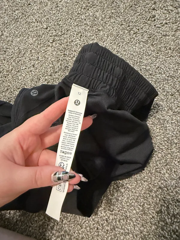 lululemon hotty hot hr shorts - Image 3