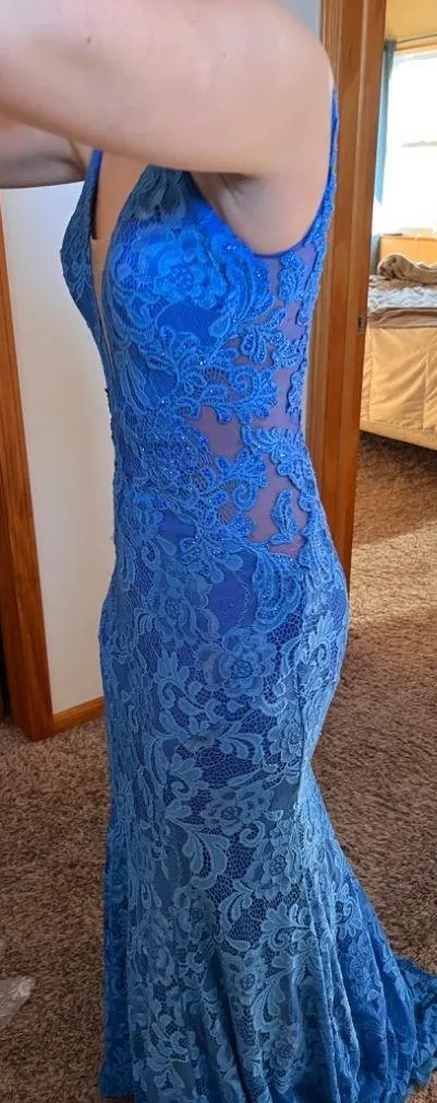 Le Femme Prom - Image 4