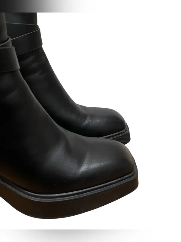Chinese Laundry Adriel Black Gold Buckle Platform Ankle Boots Women Size 7.5 - Image 4