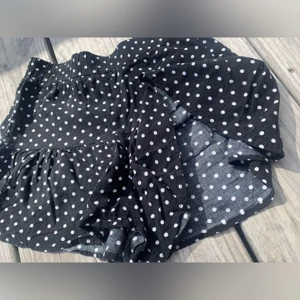 Aeropostale Polkadot ruffle shorts - Image 3