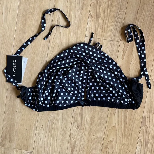 NWT Outcast YULE CROP TOP Black Size L - Image 2