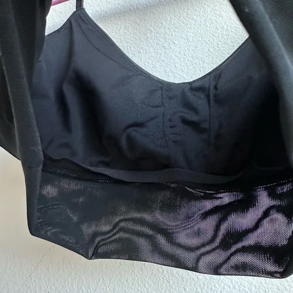 Alo Yoga Lavish Bra Bralette Strapped Mesh Band Glossy Black Lurex Shine Size XS - Image 6