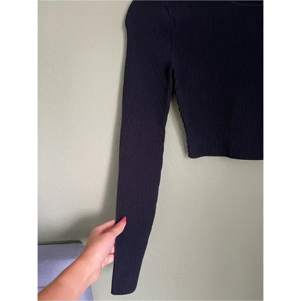Aritzia Sculpt Knit Crew Cropped Longsleeve Size XS Navy Ribbed Ottoman Stitch - Image 4