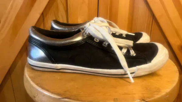 Coach Womens Francesca Sneakers Shoes Black A5012 Canvas Lace Up 9B - Image 3