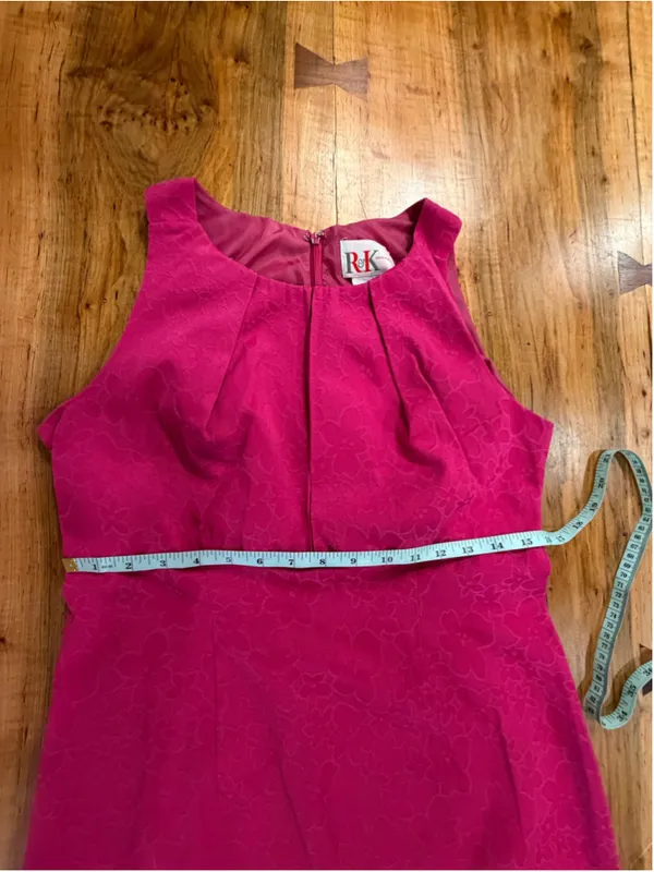 R&K Originals Hot Pink Floral Jacquard Sheath Dress Sz 10 Pleated Neck Cocktail - Image 8