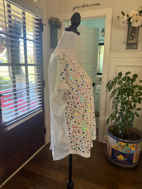 New York & Co Soho NWOT White Tee with Colorful Sequins - Image 3