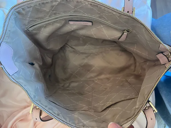Michael Kors Purse - Image 5