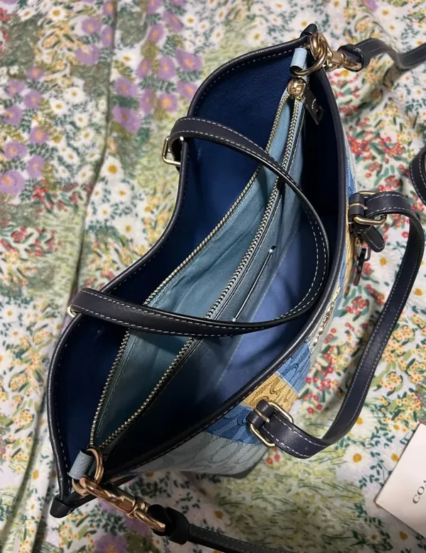 Coach Bag - Image 7