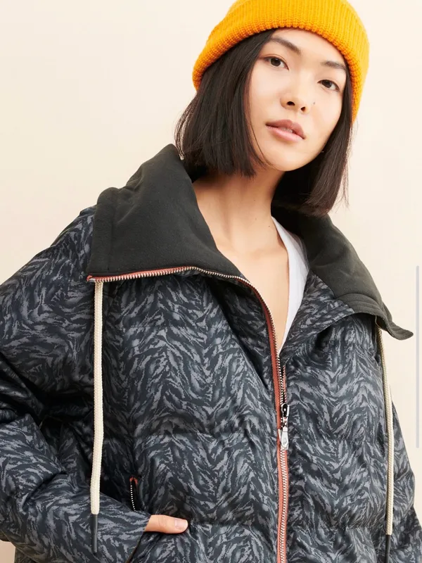 Varley Granville Animal Print Puffer Jacket NWOT $320 - Image 4