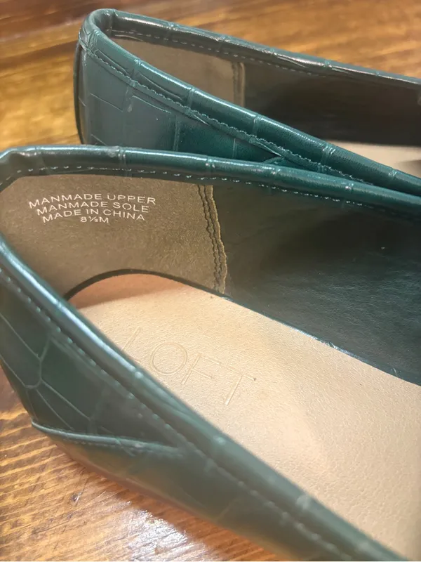 Loft green croc loafers size 8.5 - Image 7