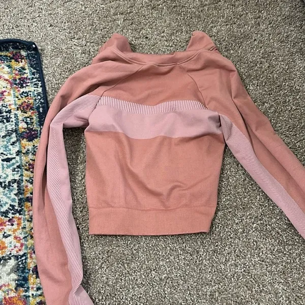 Fabletics Pink Canyon / Lavender Lustre Tory Cropped Seamless Jacket - Image 9