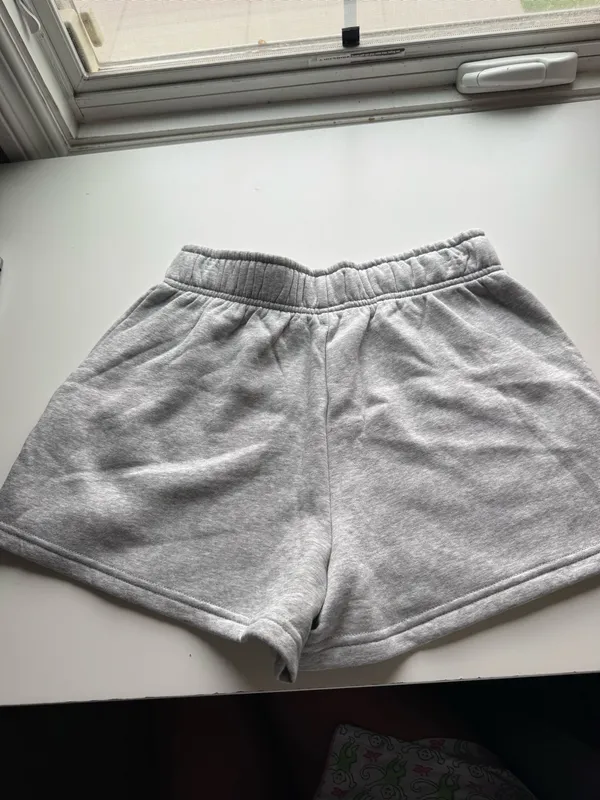 gray sweat shorts - Image 2