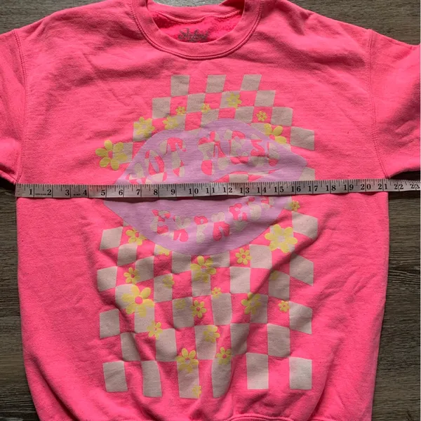 Slyfox Threads Hot Pink Hot Mess Express Crewneck Sweatshirt M - Image 6