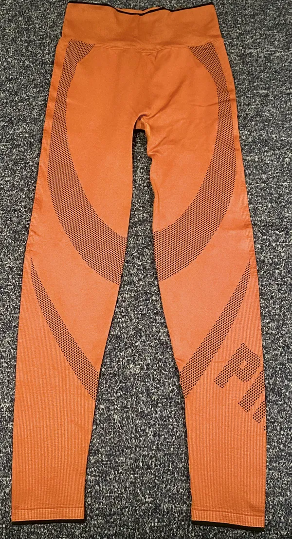 Victoria's Secret Pink Active Rust Leggings Small - Image 2