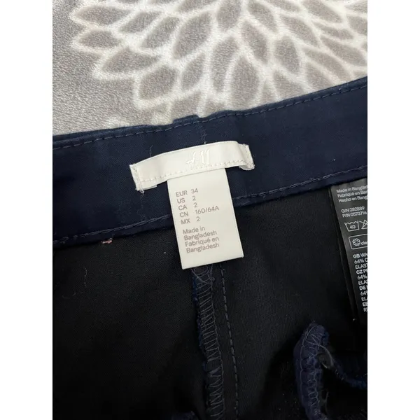 H&M Navy Blue‎ Slim Fit Chinos size 2 Ankle Trousers Office Chic Dark Academia - Image 2