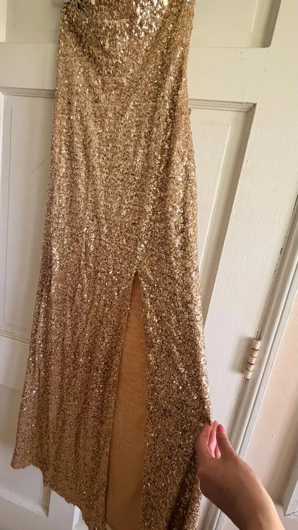 Formal dress Gold Size 4 - Image 4