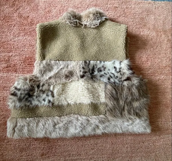Anthropologie Faux Fur Patchwork Vest Size M Boho Statement - Image 7