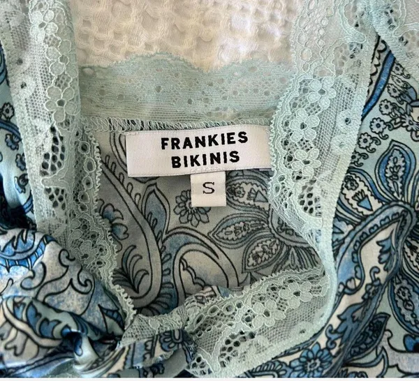 Frankies Bikinis Set - Image 2