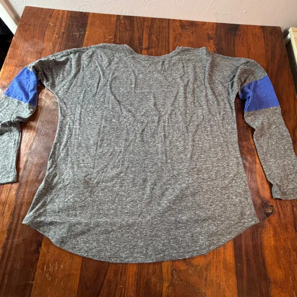 Captivating Boise State Broncos Womens XL‎ Gray Long Sleeve Graphic Tee Shirt - Image 5