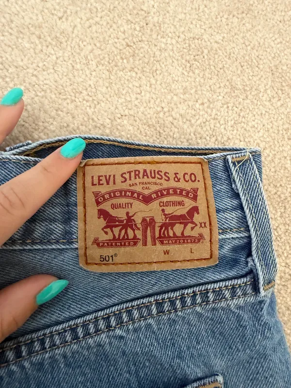 Levi’s Shorts Denim 501 - Image 3