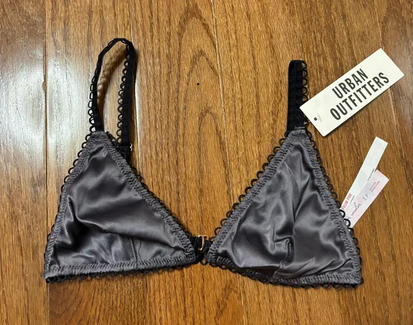 Urban Outfitters NWT Out From Under Christy About Time Satin Triangle Bra - Image 3