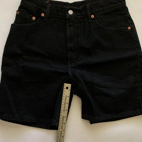 Levi's Classic Black Denim Shorts (243) - Image 7