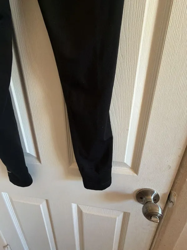Nike Black Athletic Leggings Tights With White Swoosh Logo Cuffs - Image 9