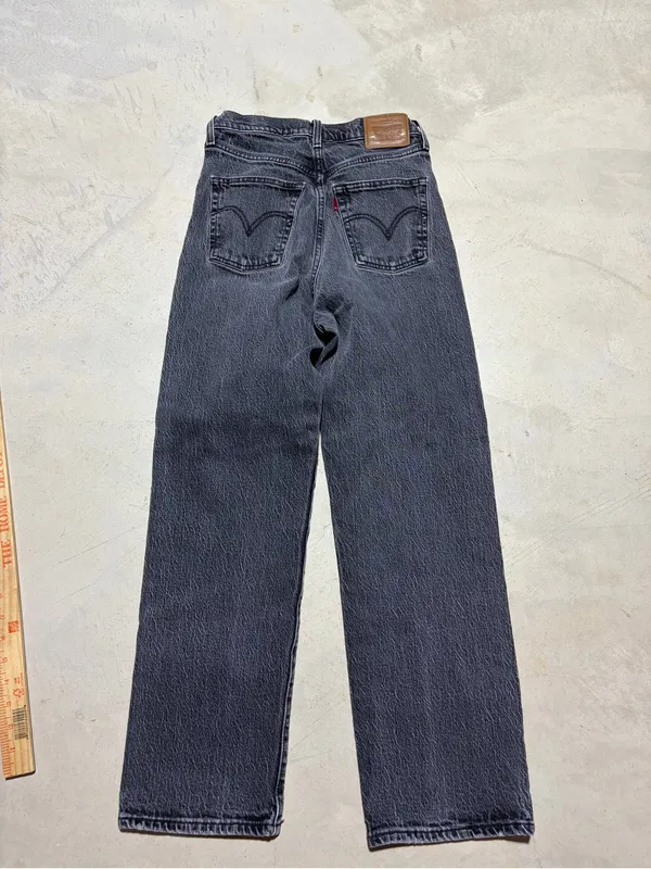 Levi’s premium Ribcage straight ankle black Jeans 26 - Image 9