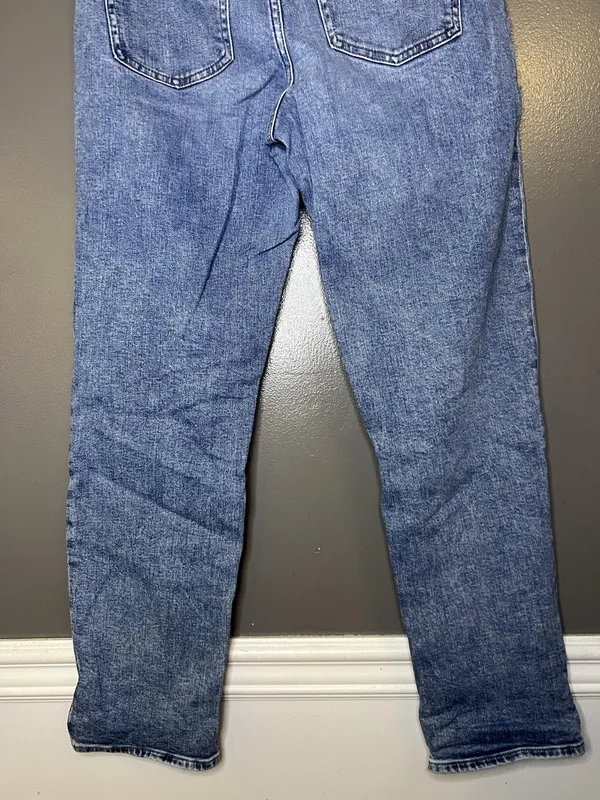 Express Boyfriend Mid Rise Jeans Womens 6L Light Blue Distressed Stretch Denim - Image 6