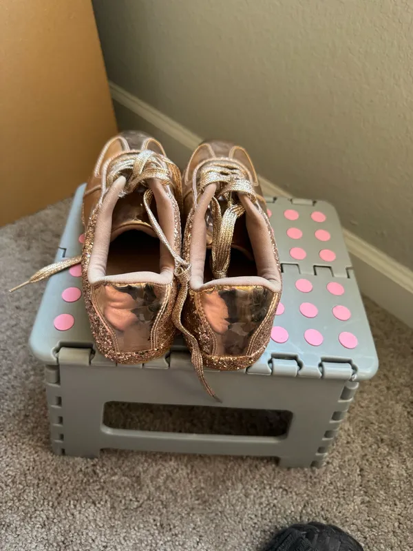 Qupid Mirrored Rose Gold Sparkly Sneakers size 7 - Image 4