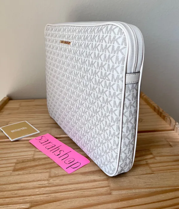 Michael Kors Laptop Case - Image 4