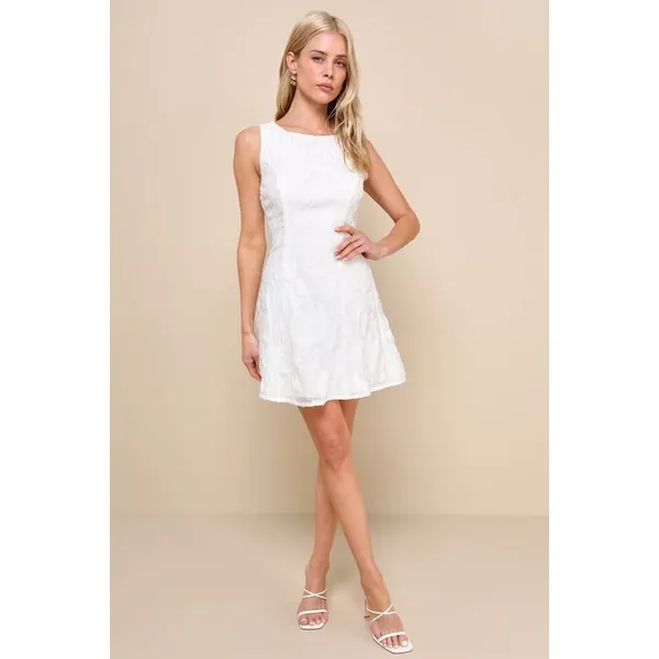 Lulus Exquisite Moments White Floral Jacquard Sleeveless Mini Dress Small NWT - Image 2