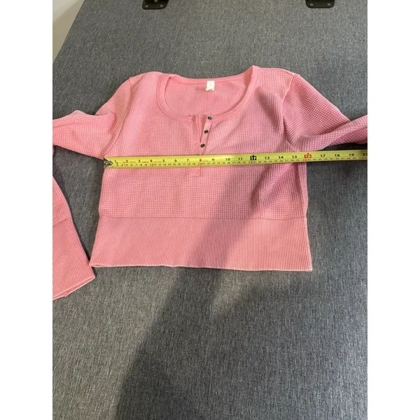OFFLINE by Aerie Women's Thumbs Up Thermal Pink Cropped Top LS Sz XL - Image 8