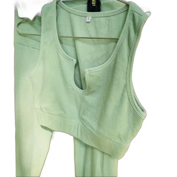 Matching Set Green Athletic Scoop Crop Top with Pant Leggings Small - Image 2