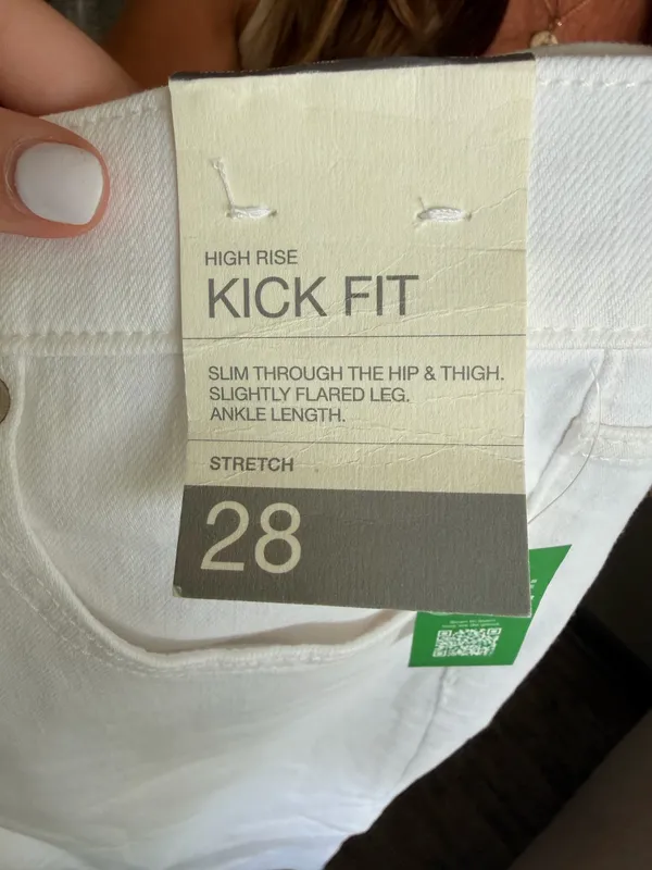 Gap White Jeans - Image 3