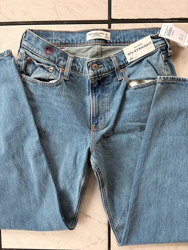 Abercrombie Jeans Mid-Rise Straight Short 90s 28 - Image 3